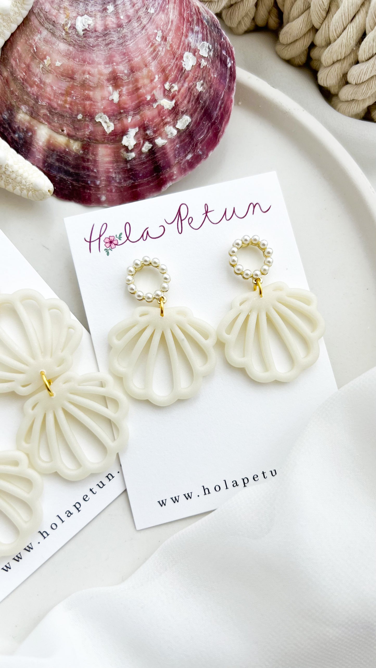 Seashell Cutout Earrings