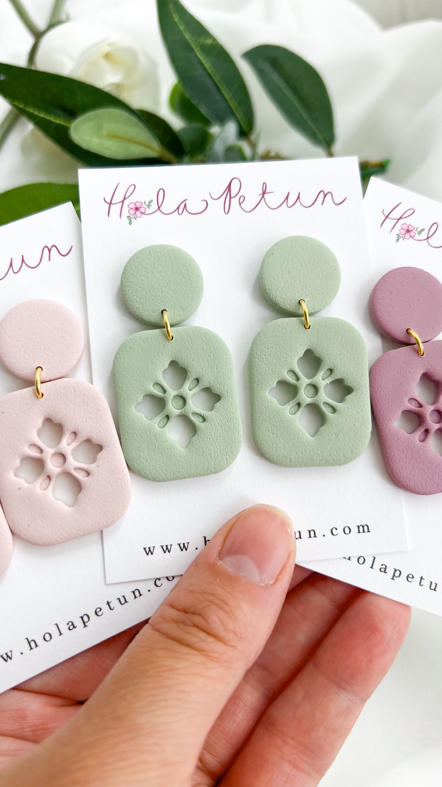 Flower Cutout Earrings