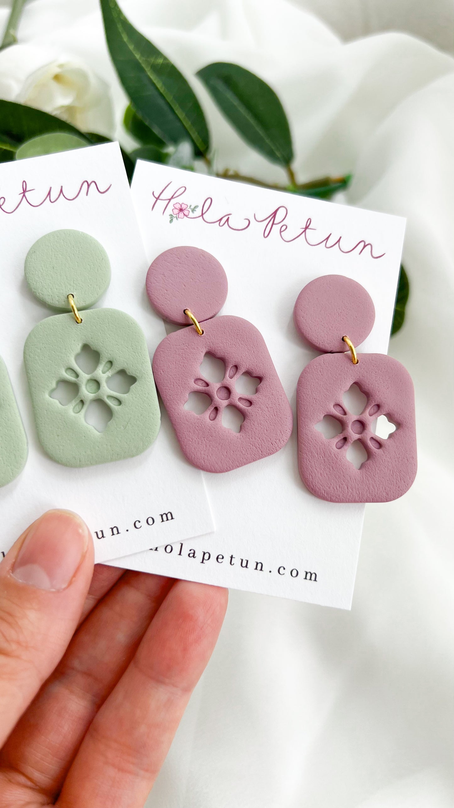 Flower Cutout Earrings