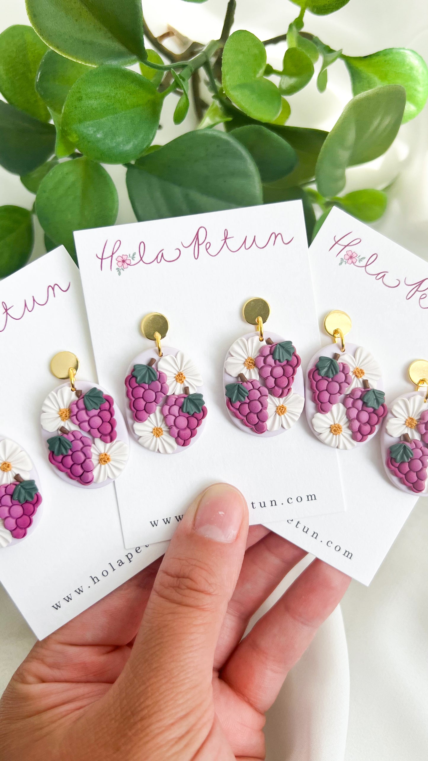 Grape Daisy Earrings