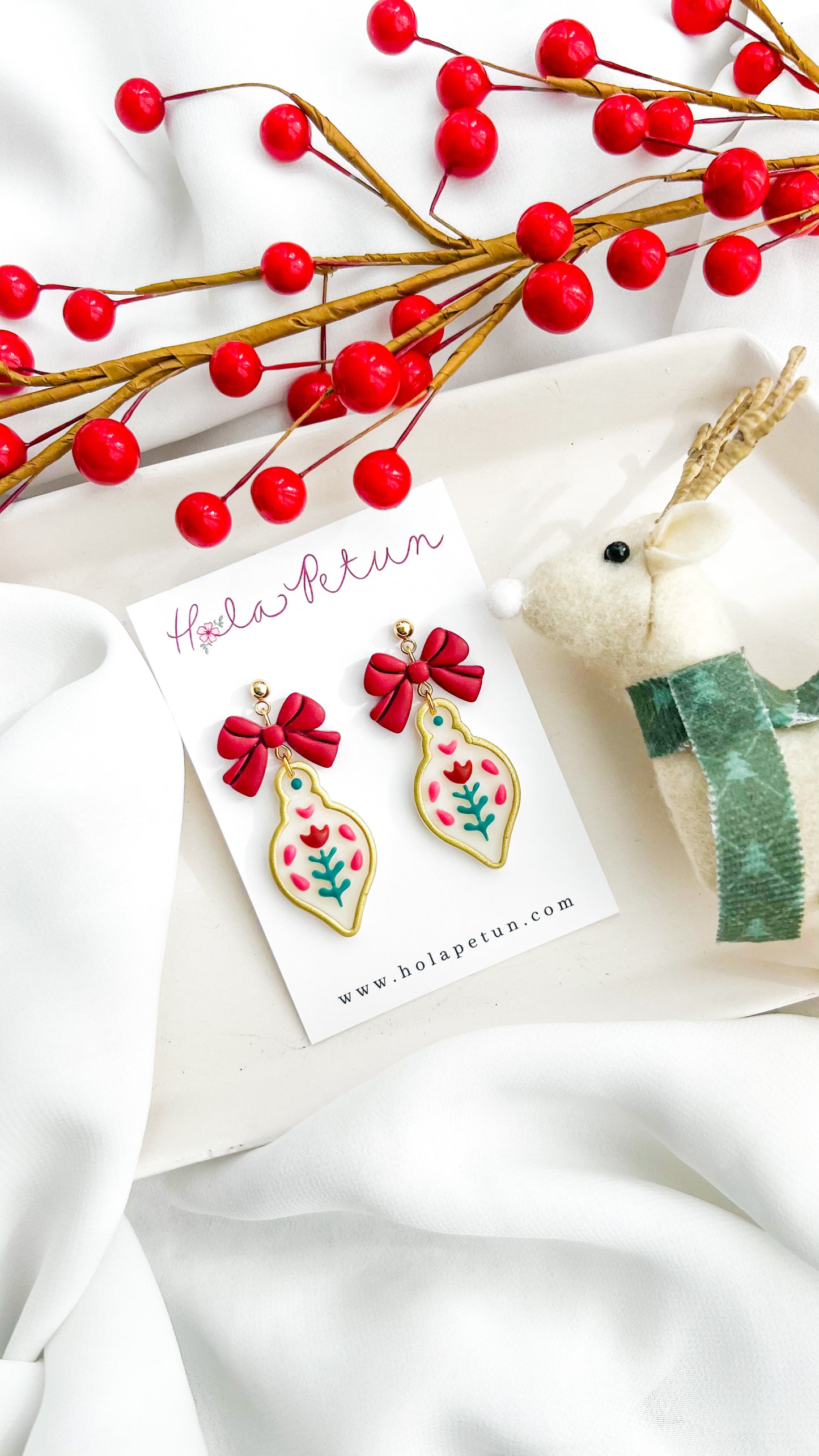 Folk Bow Ornament Earrings