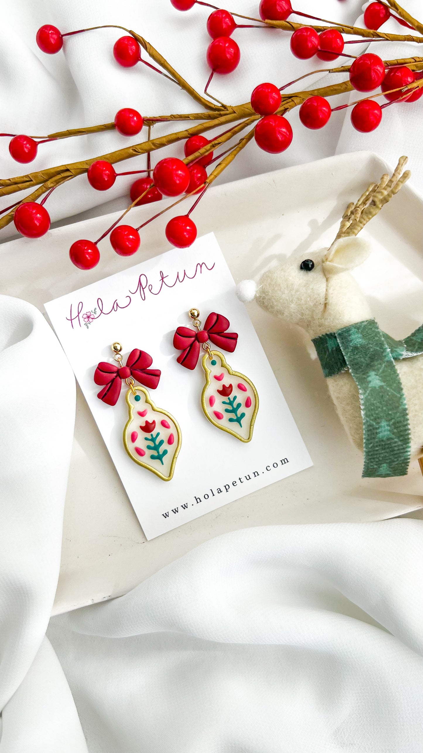 Folk Bow Ornament Earrings