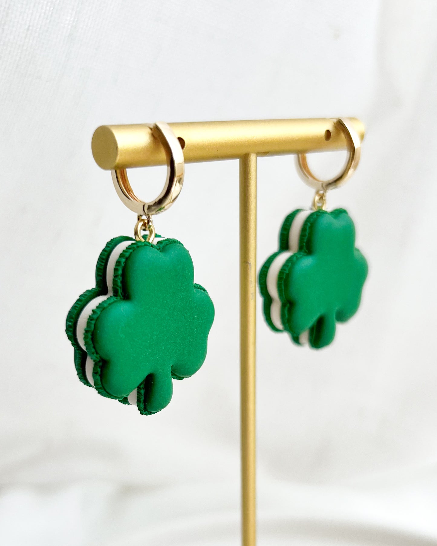 Macaron Shamrock Huggies