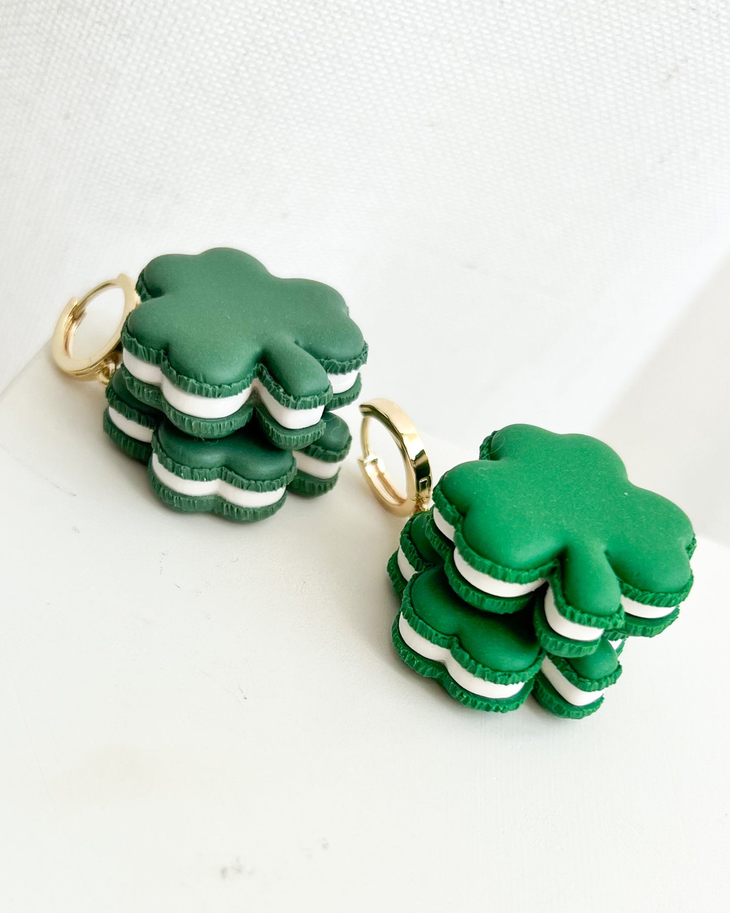 Macaron Shamrock Huggies